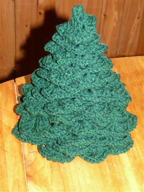 Crochet Christmas Tree Pattern: Finished Tree