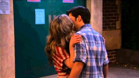 iCarly - iOMG Kiss (SEDDIE) - YouTube