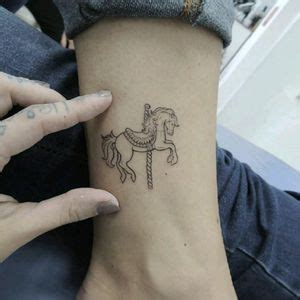 Tattoo uploaded by Filipe Lopes • Mini tattoo by Elvira Bono. #tattoodo ...