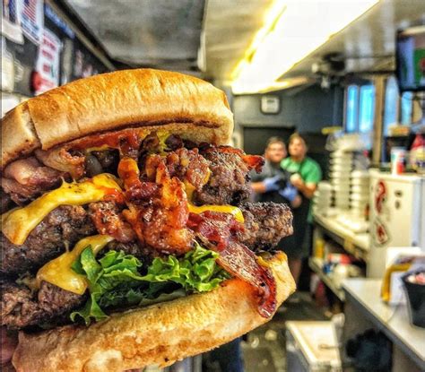 Eat Big Burgers At This Tiny Kansas Spot Named Grandstand Burgers