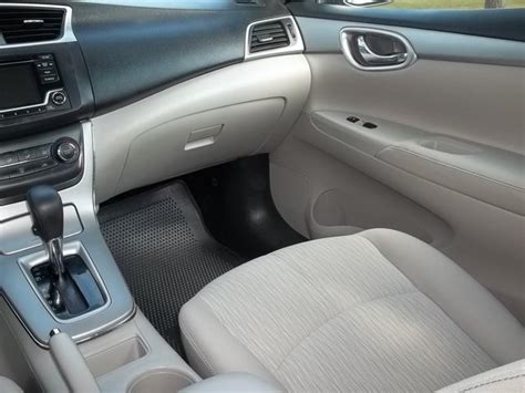 2015 Nissan Sentra - Interior Pictures - CarGurus