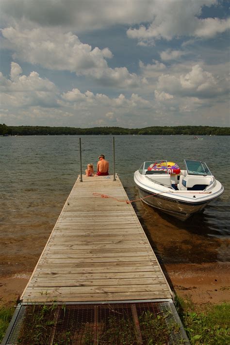 Square Lake Dock - photo by Jim Levitt | Lake park, Lake dock, Lake