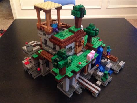 Lego Minecraft sets mashed-up : r/lego