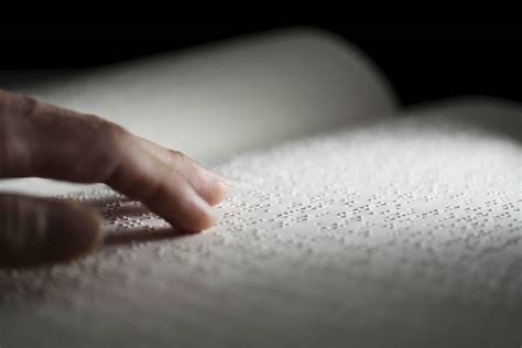 Hundreds of Braille books finally sold at the price of a classic book ...