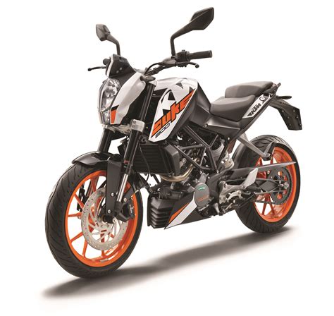 KTM Malaysia Launches 2018 KTM 200 Duke at KTM Orange Carnival ...