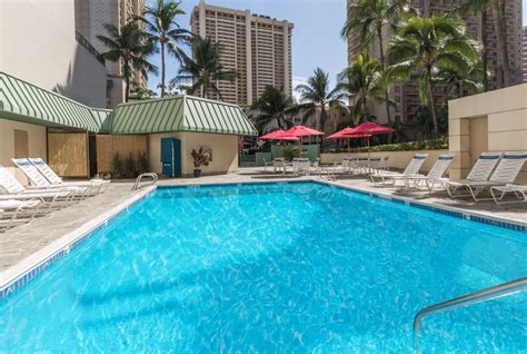 Ramada Plaza Waikiki | Hawaii Aloha Travel