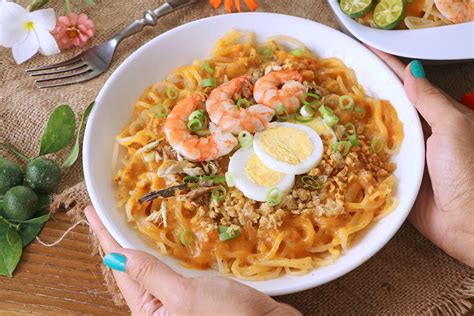 Your Favorite Pancit Palabok Made Easy | Foxy Folksy