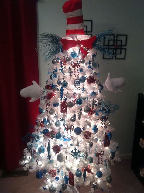 Cat In The Hat Christmas Decorations - Christmas Images 2021