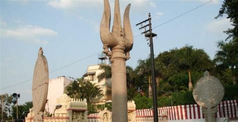 Gavi Gangadhareshwara Temple Bangalore - Must visit!