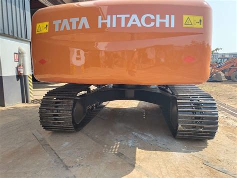 Used TATA HITACHI ZAXIS 220 LC GI Construction Excavator, 27.4 Hp at Rs ...