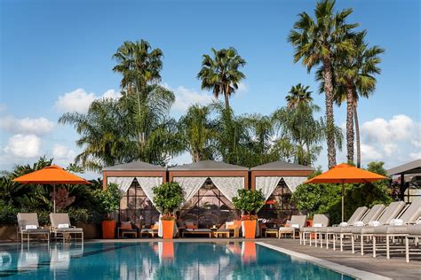 FOUR SEASONS HOTEL LOS ANGELES AT BEVERLY HILLS - Updated 2022 Prices ...