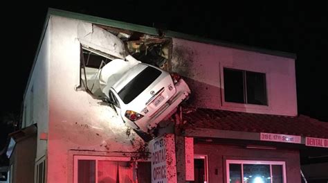 Santa Ana Second Floor Car Crash: Trending Videos Gallery | Know Your Meme