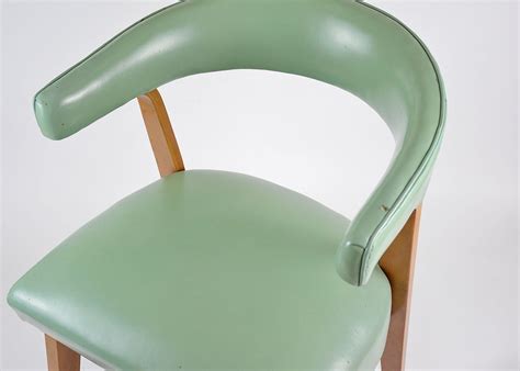 Mid Century Modern Barrel Back Chair | EBTH