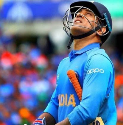 MS Dhoni Family, Biography, Personal life, Facts