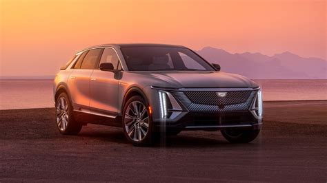 2023 Cadillac Lyriq Review: Electric SUV is Cadillac's future ...