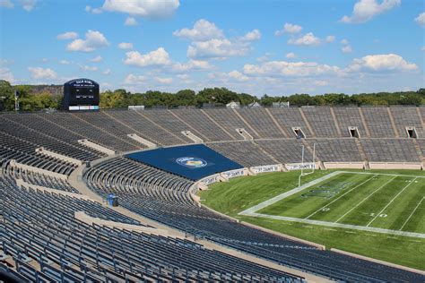 Yale Bowl — The New Haven Preservation Trust