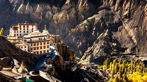 Best Monasteries of Leh Ladakh - Sam India Tour