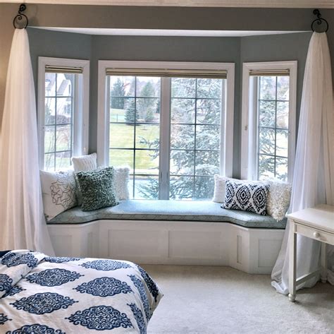 Imaginative Ways to Use Window Seats | Bedroom window seat, Window seat ...