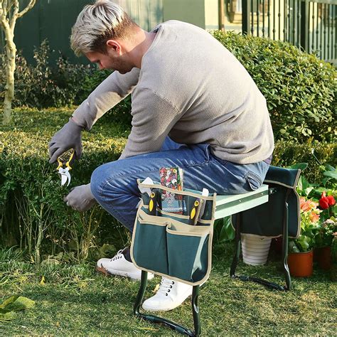 Folding Bench Stool with Kneeling Pad for Gardening - Useful Tools ...