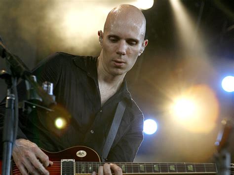 Billy Howerdel talks A Perfect Circle, Ashes Divide and teching for ...