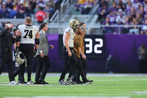 Former Raider Derek Carr Week 10: Carr exits game after brutal hit ...