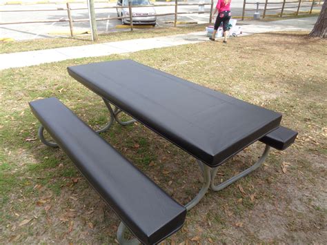 black vinyl fitted picnic table covers