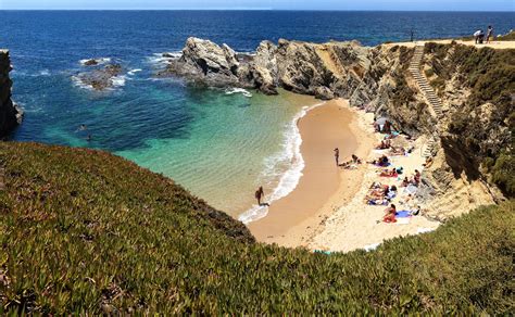 Praia dos Buizinhos - Porto Côvo | Alentejo Beaches | Portugal Travel Guide