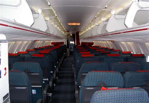 Fokker 70 cabin, C Airliners.net