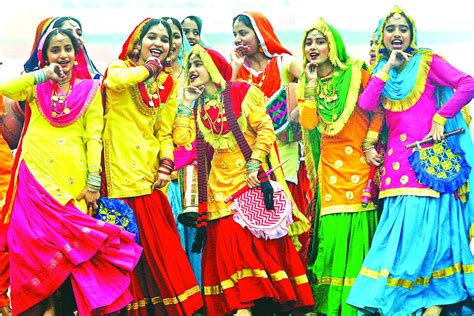 Folk Dance of Punjab, Traditional Dance of Punjab - Lifestyle Fun