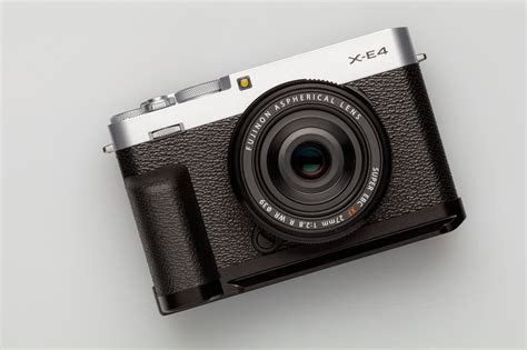 Fujifilm X-E4 review: small size, big image quality: Digital ...