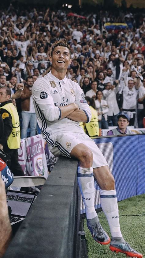 Aggregate 58+ real madrid ronaldo wallpaper - in.cdgdbentre