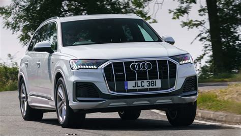 Audi Q7 hybrid review pictures | DrivingElectric