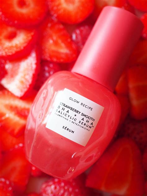 Glow Recipe Strawberry Smooth BHA + AHA Salicylic Serum : A great ...