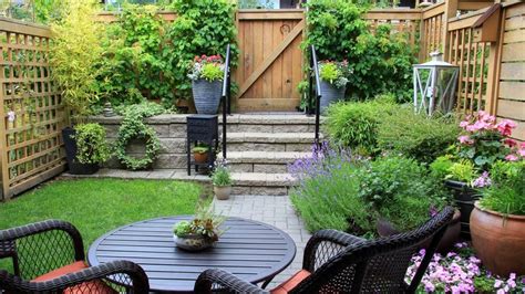 12 Best Small Backyard Landscaping Ideas – Forbes Home