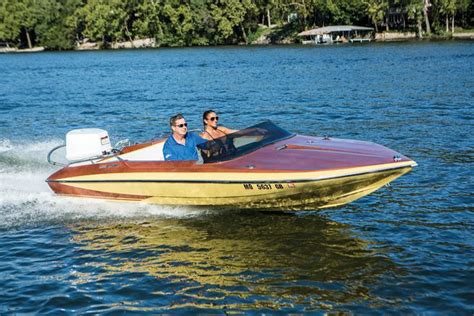 Restoring a Classic Glastron in 2020 | Boat, Classic boats, Restoration