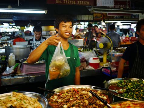 ...welcome to the sisterhood: A Homage to Chiang Mai Street Food