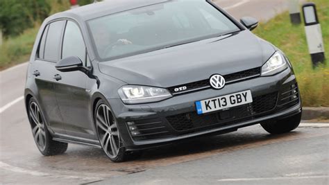 Volkswagen Golf GTD review | Auto Express