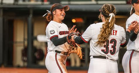 Georgia softball slides into league tourney as No. 2 seed, leads SEC in ...