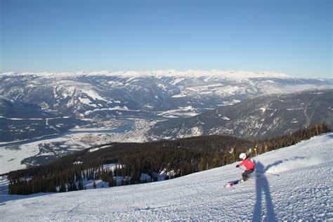 Revelstoke - TheLuxuryVacationGuide