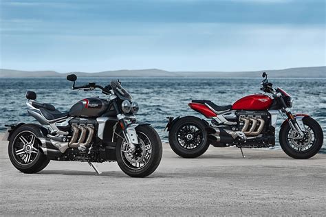 2020 Triumph Rocket 3 R and Rocket 3 GT First Look: 2458cc Triple! (11 ...