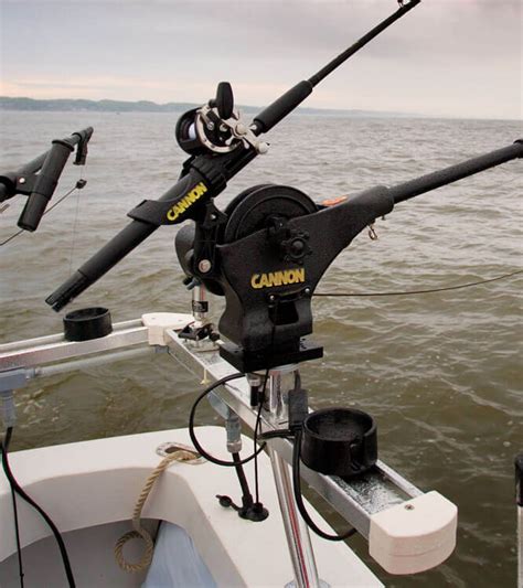 Boat Supplies - Boat Motors & Marine Equipment | Cabela's