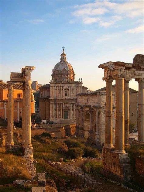 Colosseum & Roman Forum Tour - Visit Rome