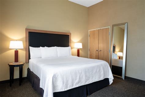 Wyndham Noblesville | Noblesville, IN Hotels