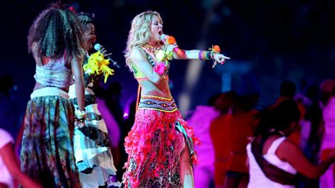 Shakira revela por qué "Waka Waka" es la canción más importante de su ...