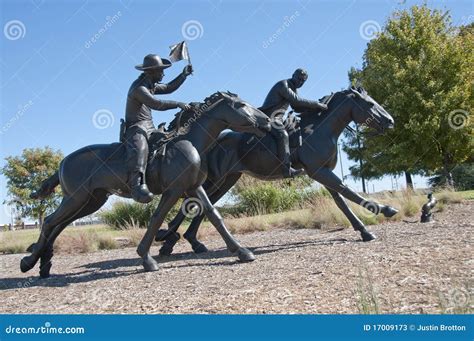 Centennial Land Run Monument Stock Image - Image of downtown, bronze ...