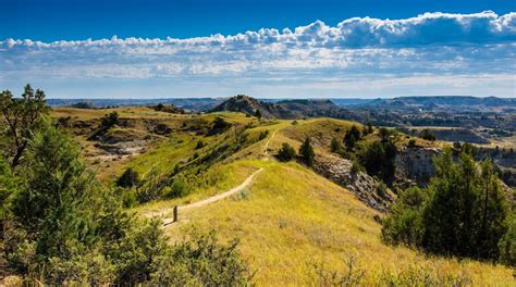 Theodore Roosevelt National Park - North Dakota Attraction | Expedia.com.au