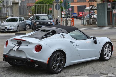 Alfa Romeo 4C Spider Spied in Production Form. Will Debut in 2015 ...