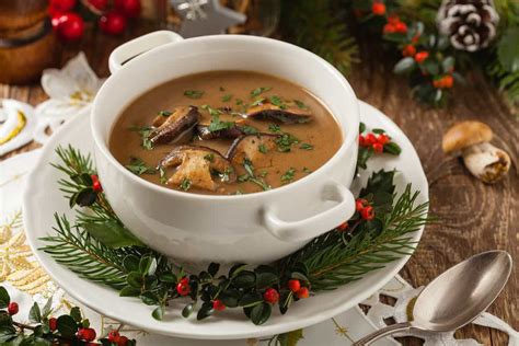 Polish Mushroom Soup Recipe [With Dry Or Fresh Mushrooms]