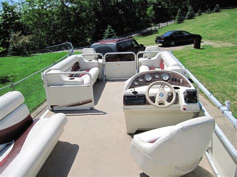 Pontoon Boats: Kelley Blue Book Value For Pontoon Boats