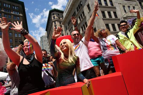 New York Pride: Huge LGBT parade marks 50 years since Stonewall | PinkNews